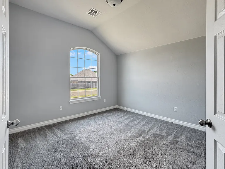 2912 Tara Ln — Photo 27