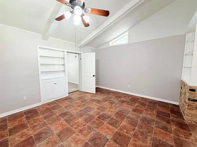 20729 Canterbury Rd — Photo 9
