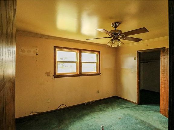 4th image of 532 1st Ave