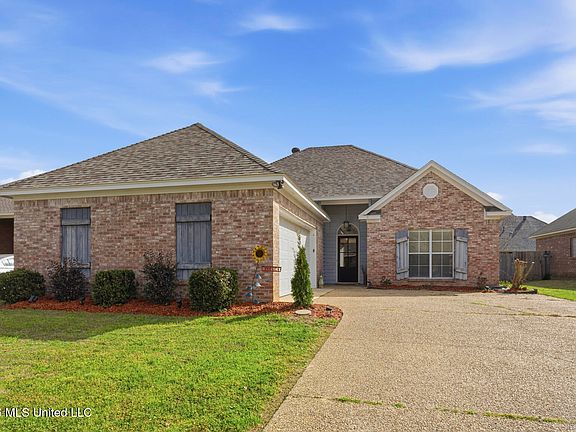 2nd image of 812 Jason Cv