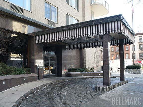 2nd image of 300 E 74th St APT 21B