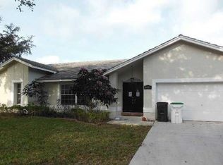 5011 NW 44th Ave, Coconut Creek, FL 33073