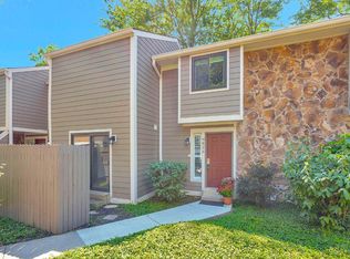 9825 Timbers Dr, Cincinnati, OH 45242