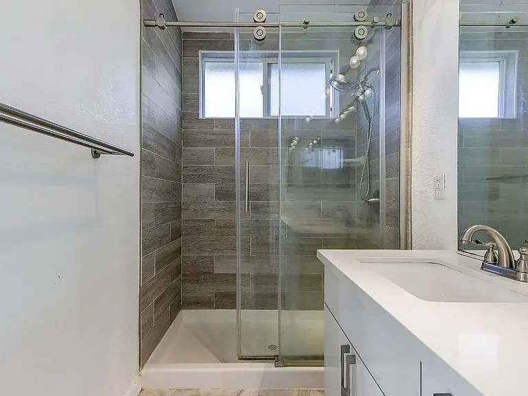 4307 Frontera Dr — Photo 6