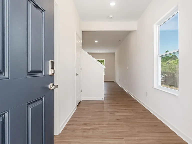 2787 Horsham Dr — Photo 5