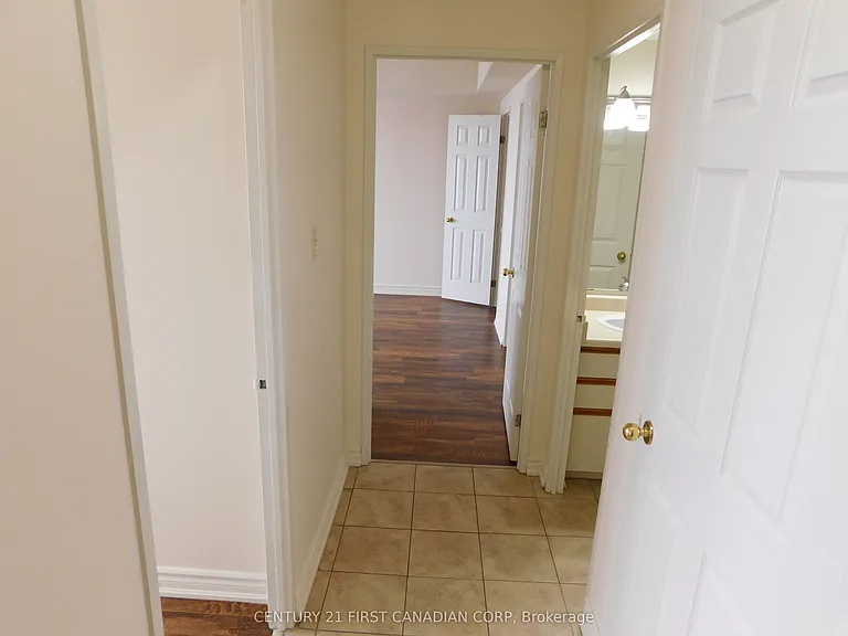 744 Wonderland Rd S #803 — Photo 24