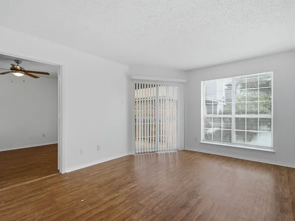 18333 Roehampton Dr APT 1323, Dallas, TX 75252