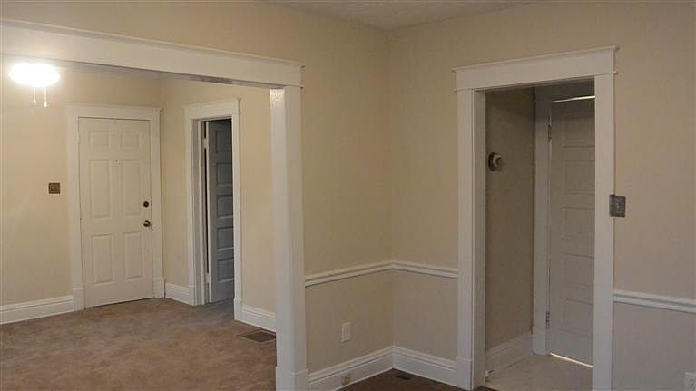 1st image of 317 N Wall St