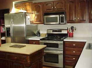 24 Hart Cir, Randolph, MA 02368