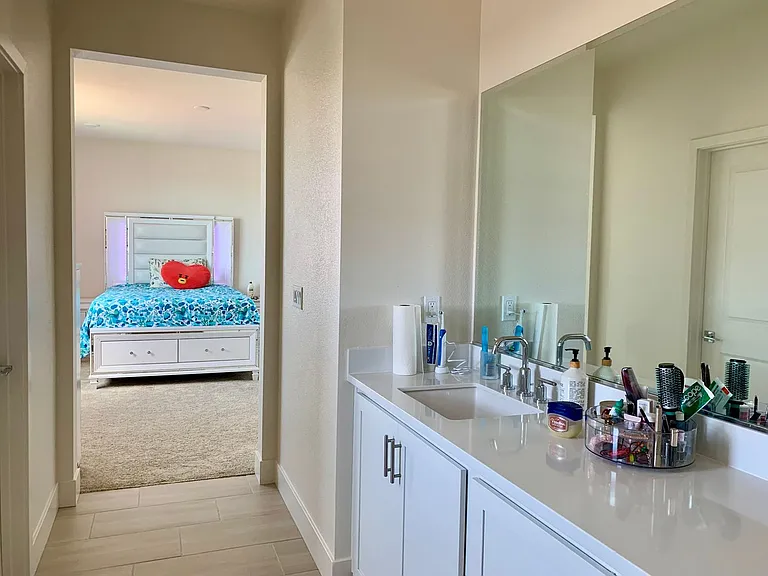2050 Brighton Dr — Photo 16