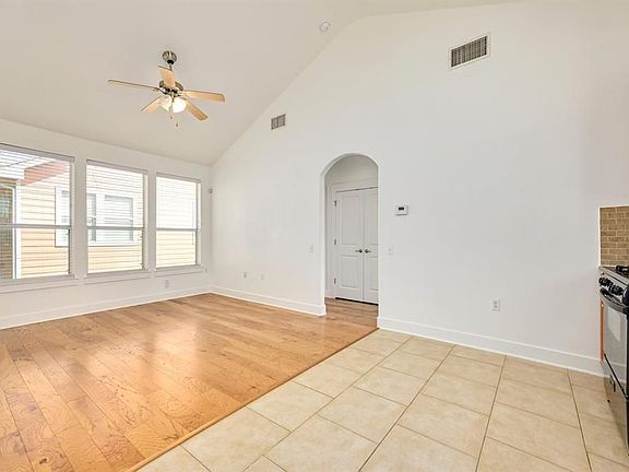 5th image of 1601 Miriam Ave Unit 316