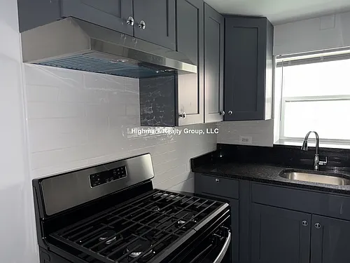 2754 W North Shore Ave Photo 1