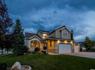9583 S Swallowtail Cir, South Jordan, UT 84095