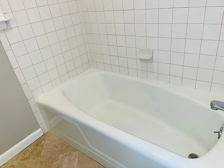 943 Parkstone Dr — Photo 11