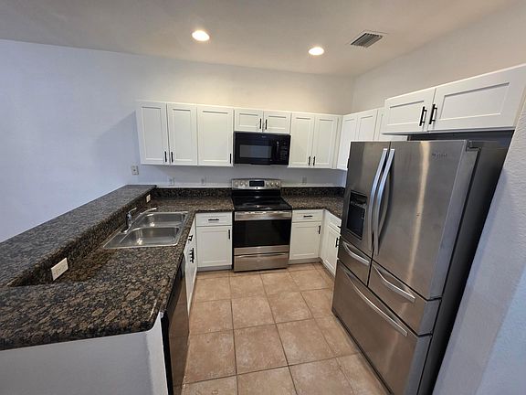 4th image of 3589 NW 14th Court S #3589