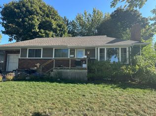 20 Elizabeth Ave, Kingston, ON K7M 3G8