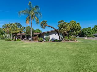 2511 W Border Links Dr, Visalia, CA 93291