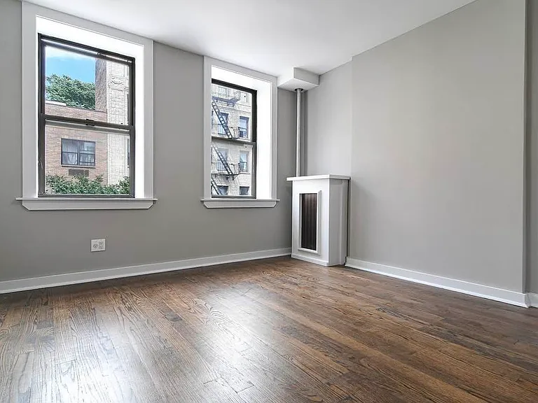 514 W 169th St #3E — Photo 8