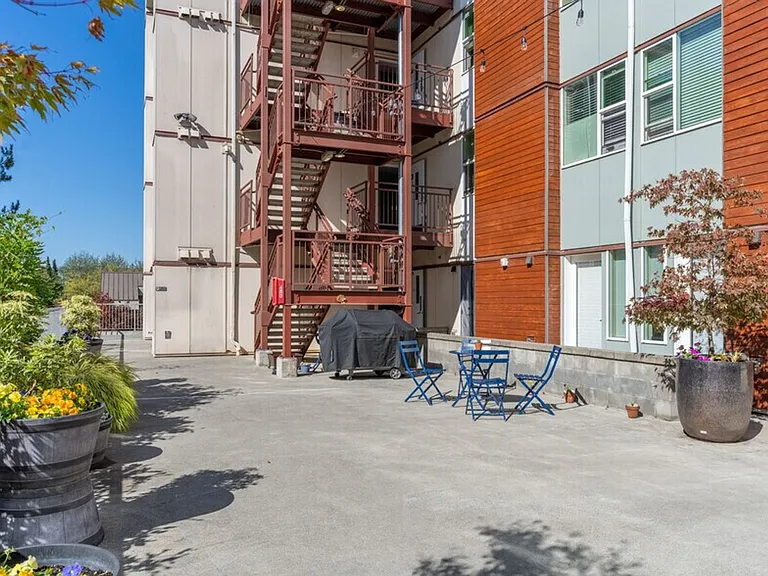 Vision 5 Apartments — Photo 35