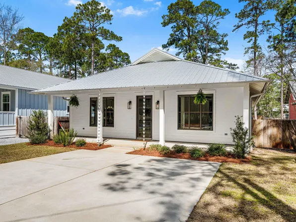 1175 E Point Washington Rd, Pt Washington, FL 32459