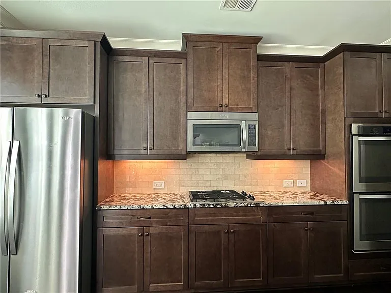 7490 Flintlock Way — Photo 13