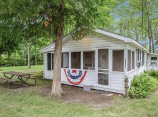 12940 Cleland Ave, Wayland, MI 49348