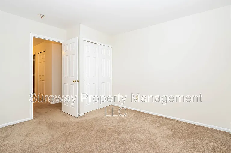 197 Lake Dr — Photo 13