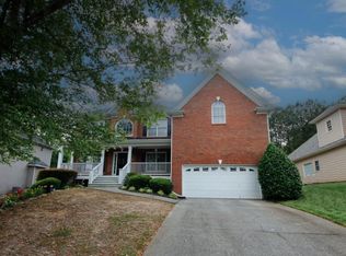 1458 Whisperwood Ln, Lawrenceville, GA 30043