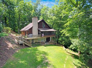 6811 River Front Dr, Radford, VA 24141