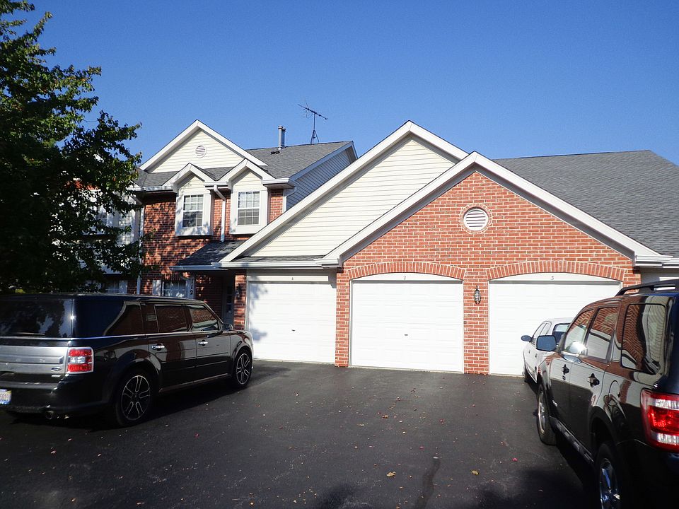 1st image of 112 S Pembroke Dr Unit 4