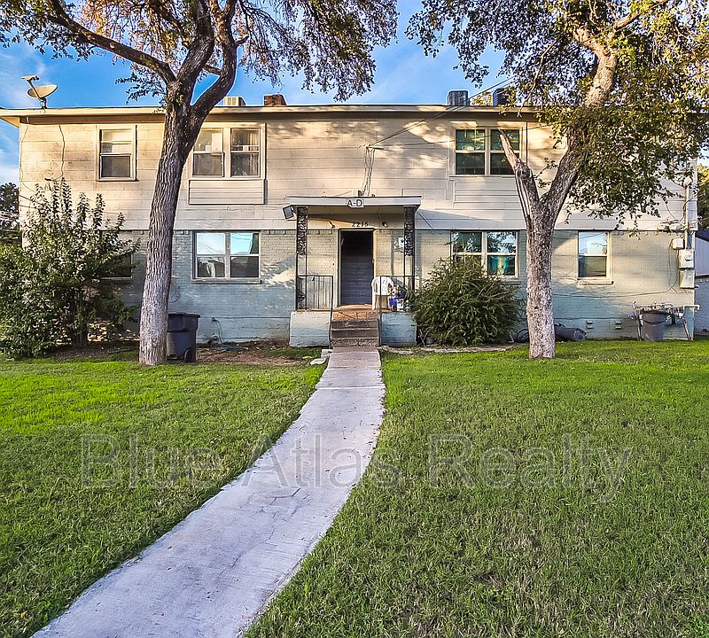 1st image of 2215 Riverview Dr #D