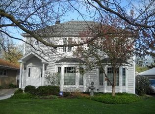 1535 Elliott St, Park Ridge, IL 60068