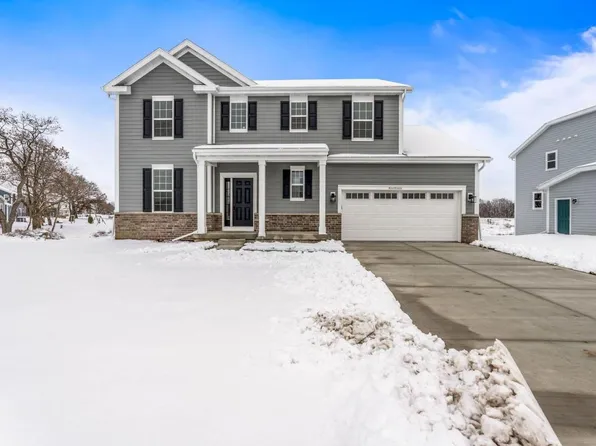 W242N5624 South Peppertree DRIVE, Sussex, WI 53089