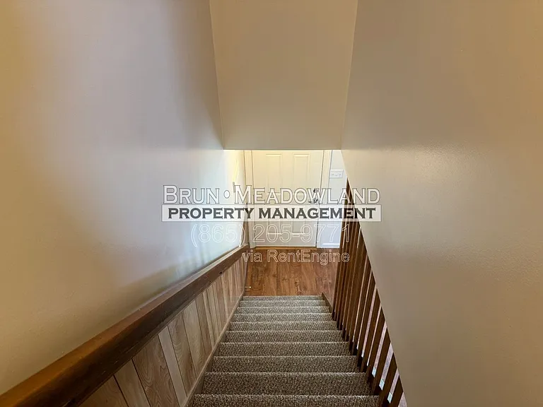 1811 Meadowland Ln #C — Photo 12