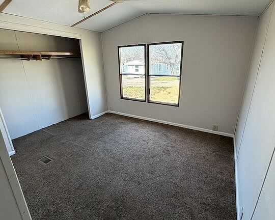 3rd image of 9 Campbell St