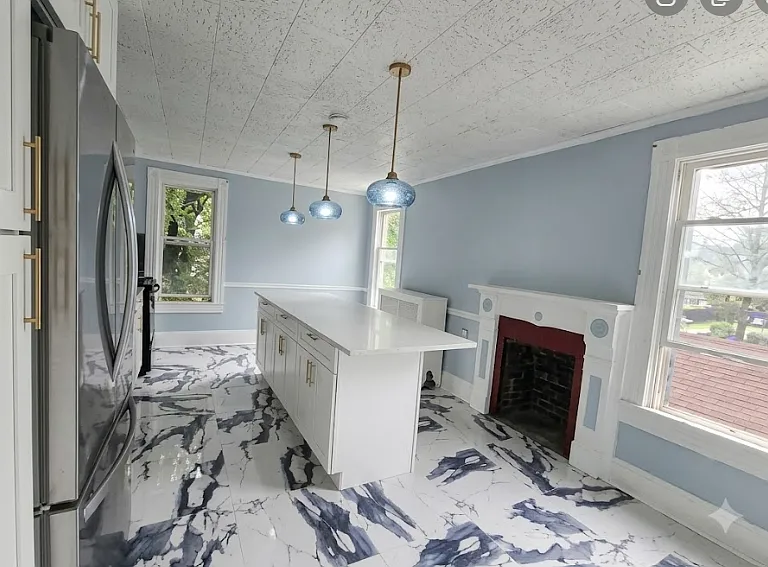 1638 Sanderson Ave #2 — Photo 3