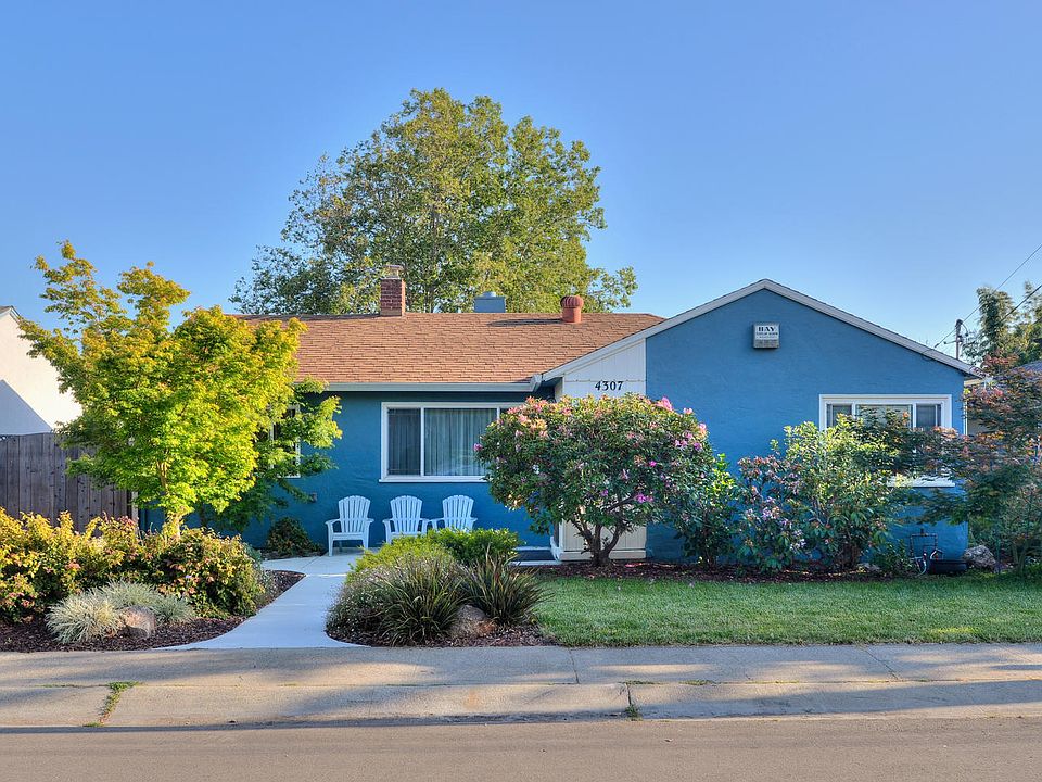 Charming, spacious, 1947 home