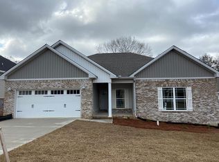654 Valley Stream Dr, Enterprise, AL 36330