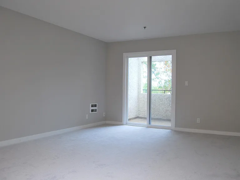 880 E Fremont Ave #327 — Photo 3