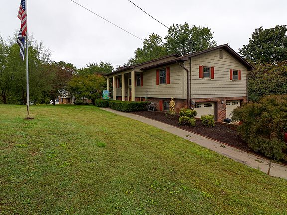 2nd image of 2143 Mark Ln