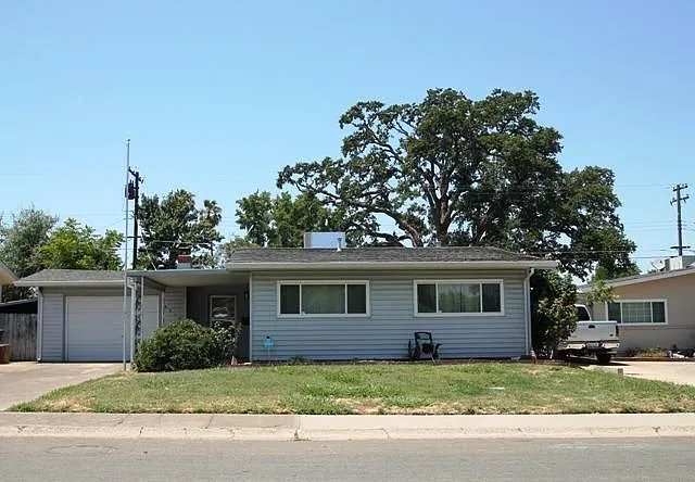 8013 Rusch Dr photo 1