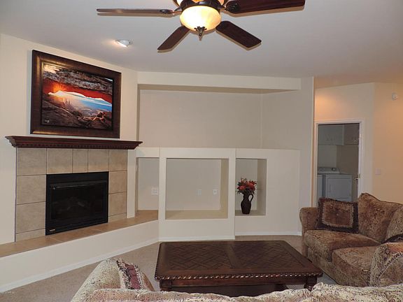 3rd image of 1204 N Hillsboro Ave