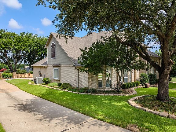 3rd image of 3807 Keystone Ct