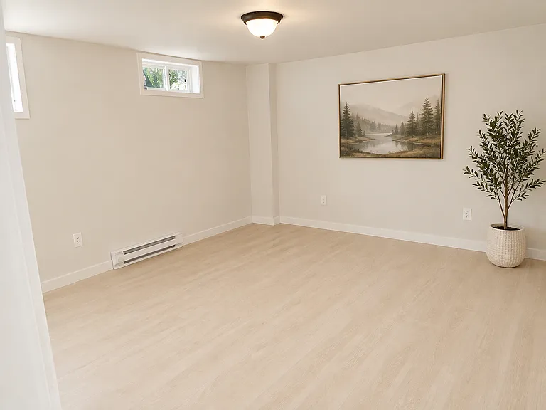 225 Abert Ave — Photo 6