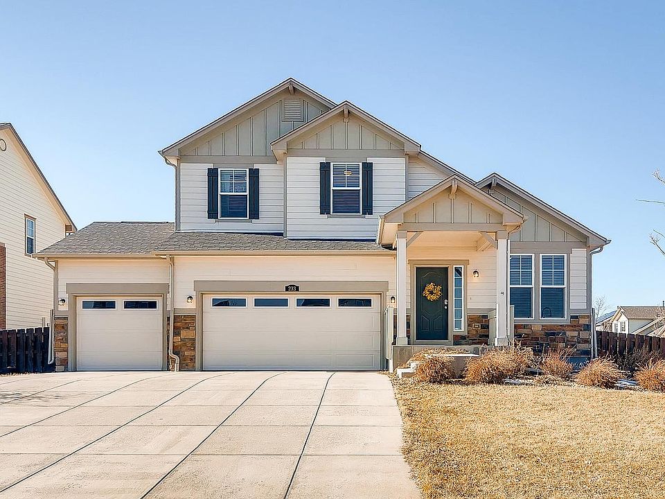 1st image of 233 N Muscadine Ct