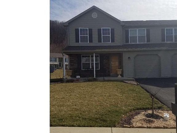 2nd image of 1021 Brinan Ave