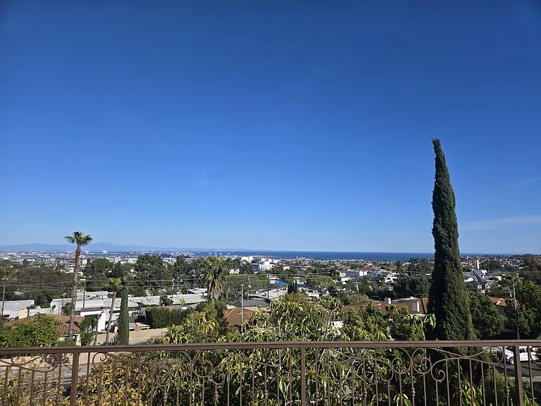 342 Lois Ln — Photo 10