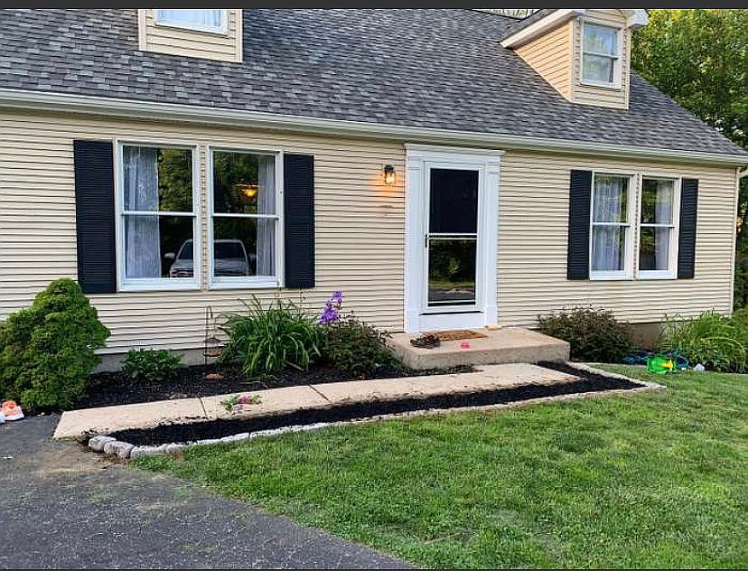 1st image of 602 Morgan Dr E