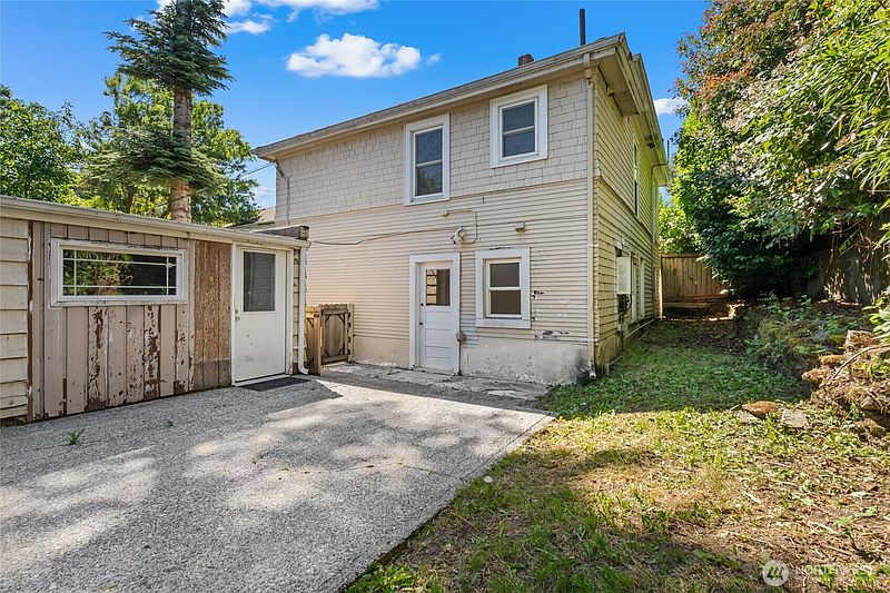 5th image of 1443 22nd Avenue