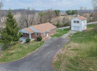 25 Bikah Ln, Lexington, VA 24450